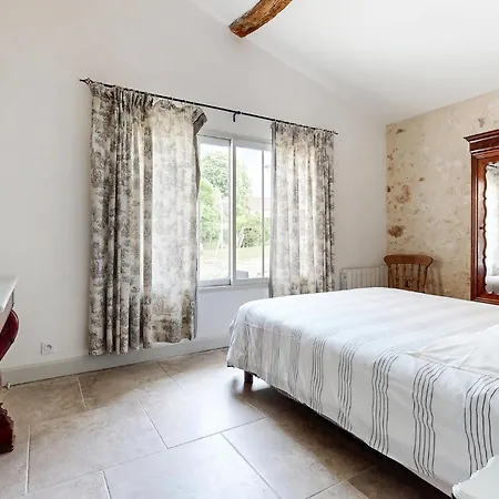 Lovely In Et Thoumeyra Holiday home