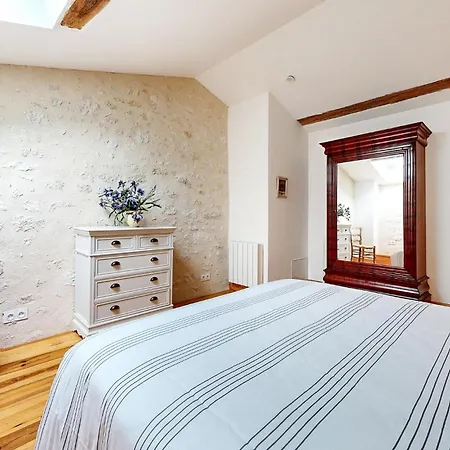 Lovely In Et Thoumeyra Holiday home